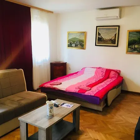 Lägenhet Apartments Konak